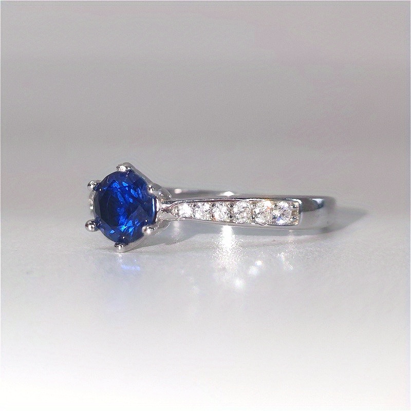 Women's S925 Silver Classic Style Blue Artificial Gemstones Ring